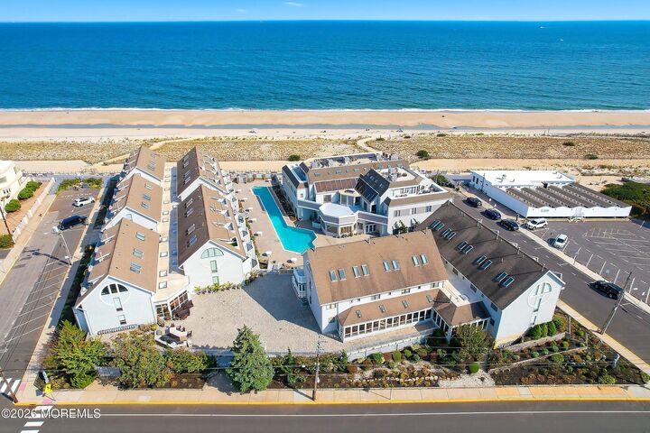 Property Photo:  900 Ocean Avenue  NJ 08742 