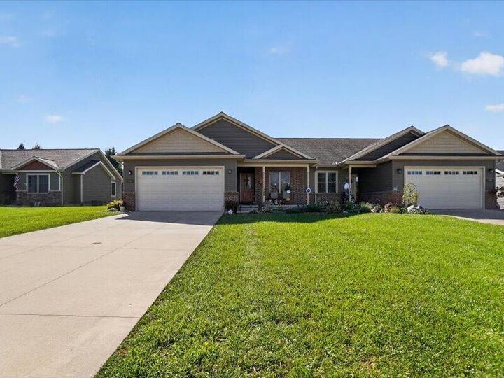 Property Photo:  788 Meadows Court  MI 49240 