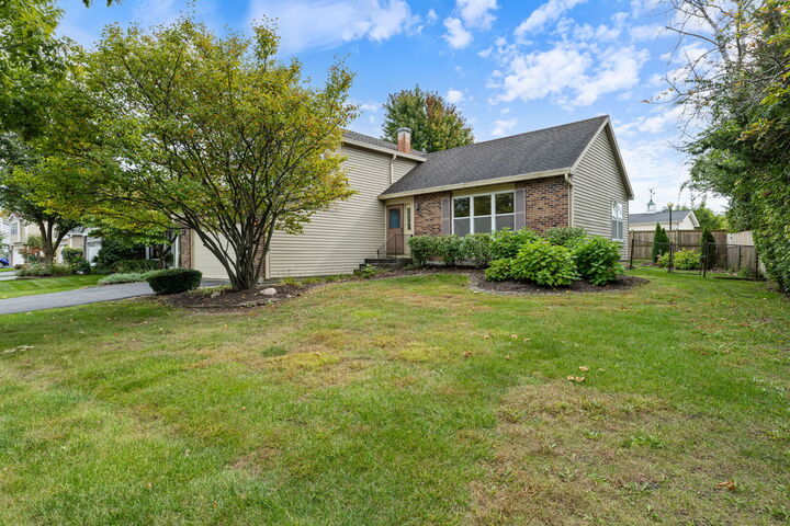 Property Photo: 1941 S Valley Road IL 60148
