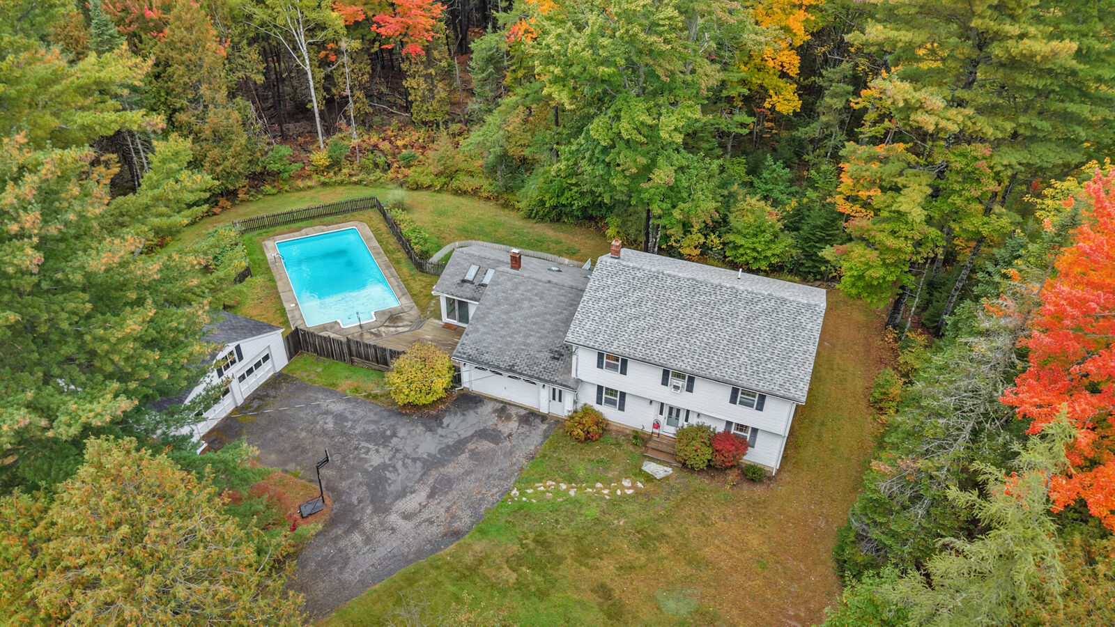 Property Photo:  77 McClellan Drive  ME 04401 
