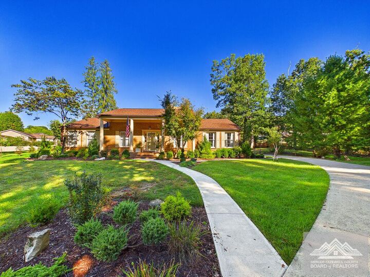Property Photo: 138 Mockingbird Pl. WV 24740