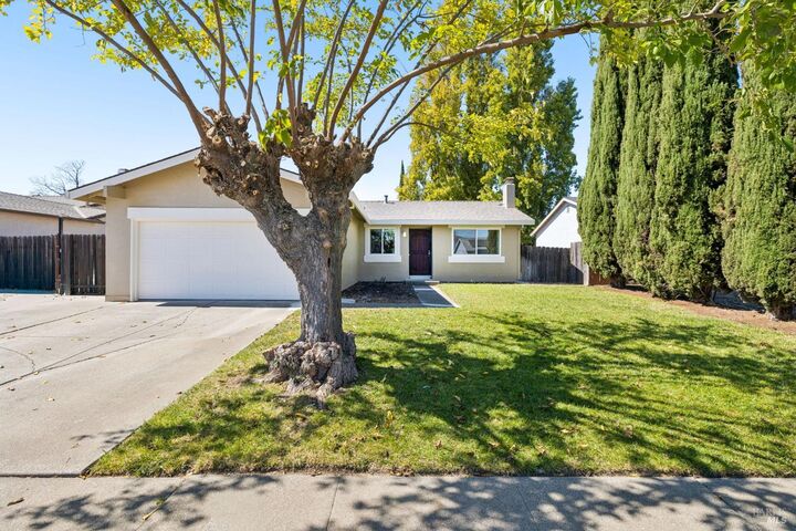 Property Photo: 808 Blue Bill Way CA 94585