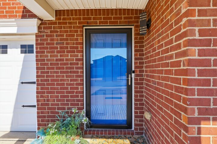 Property Photo:  3264 Woodpoint Dr  TN 37207 