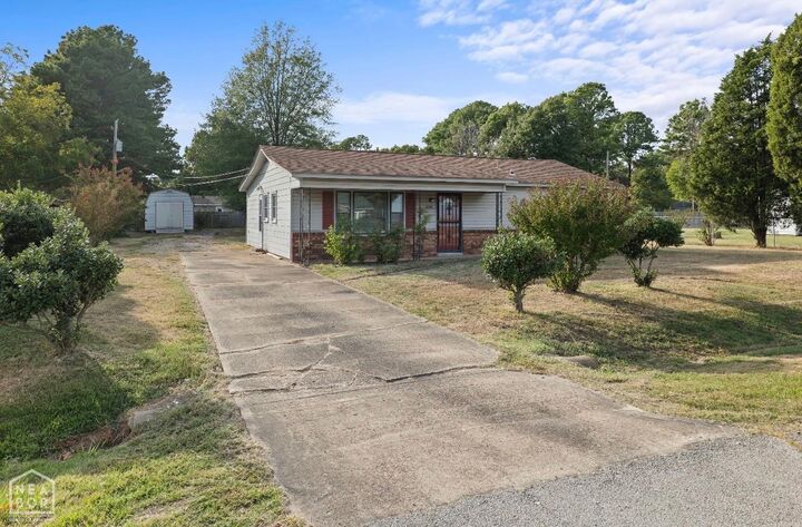 Property Photo:  206 Maurita Street  AR 72401 
