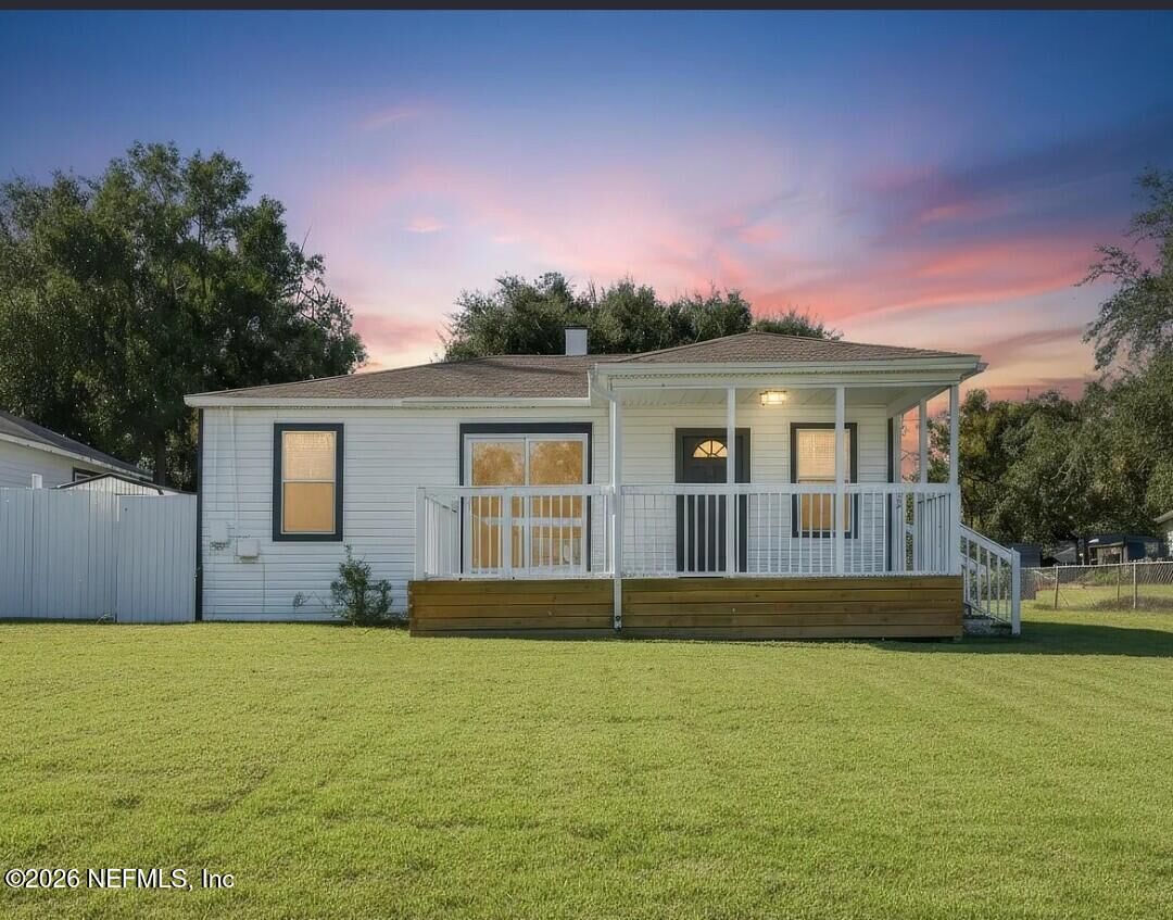 Property Photo:  5202 Birkenhead Road  FL 32210 