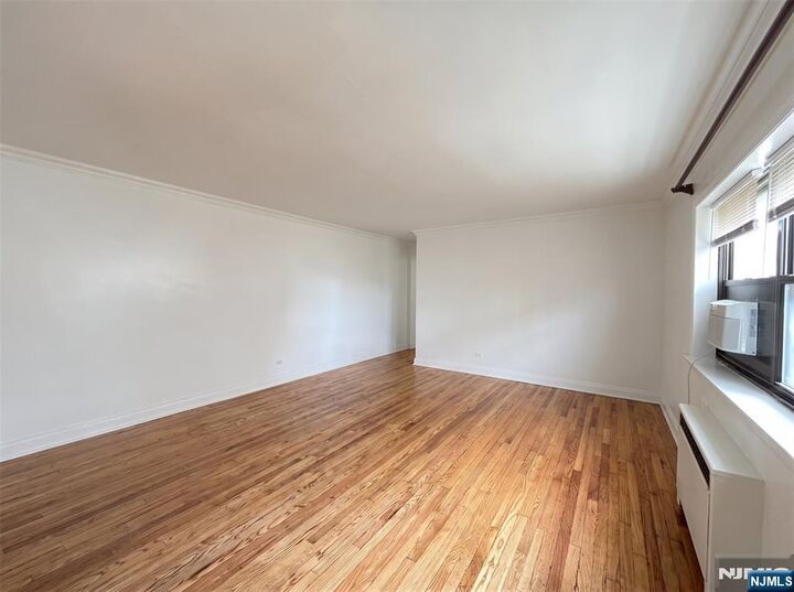 Property Photo:  3081 Edwin Avenue 1A  NJ 07024 