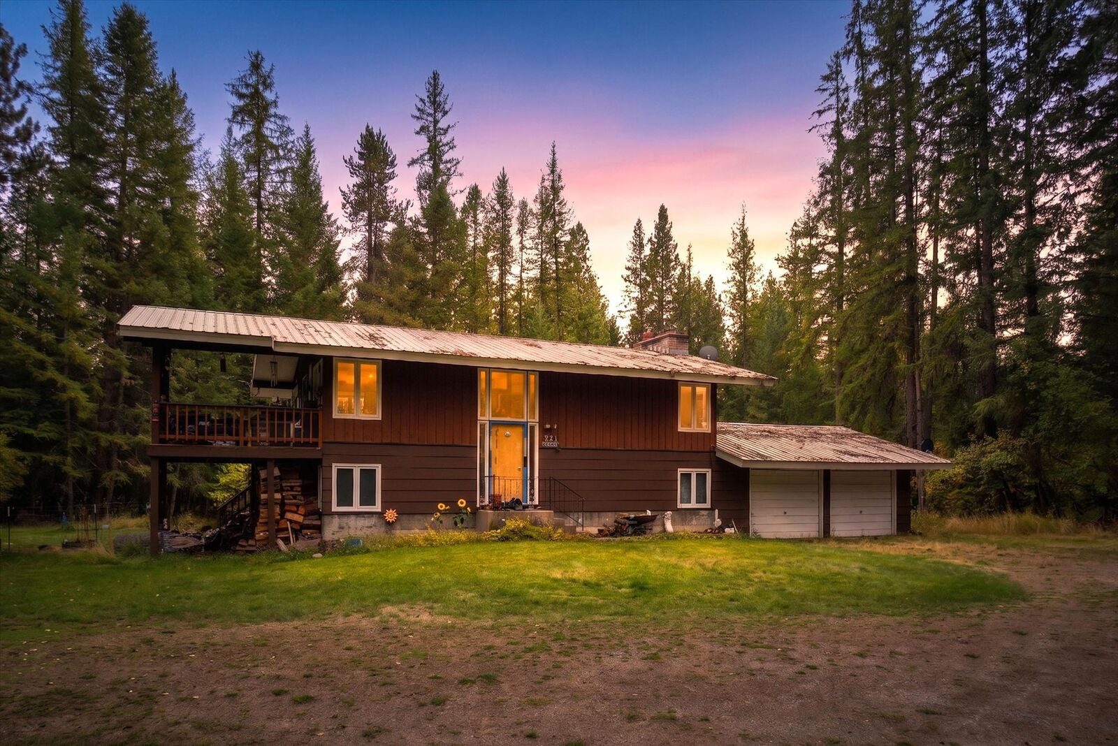 Property Photo:  841 Reserve Road  MT 59923 