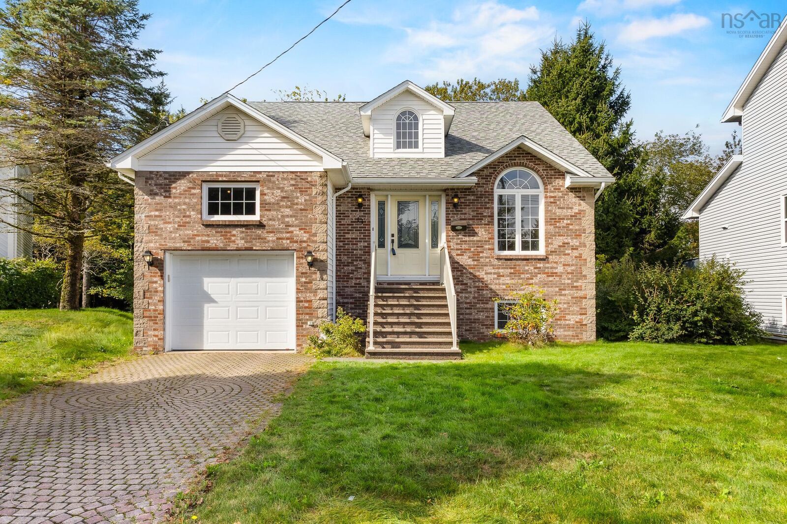 Property Photo:  11 Keystone Court  NS B3N 3B3 