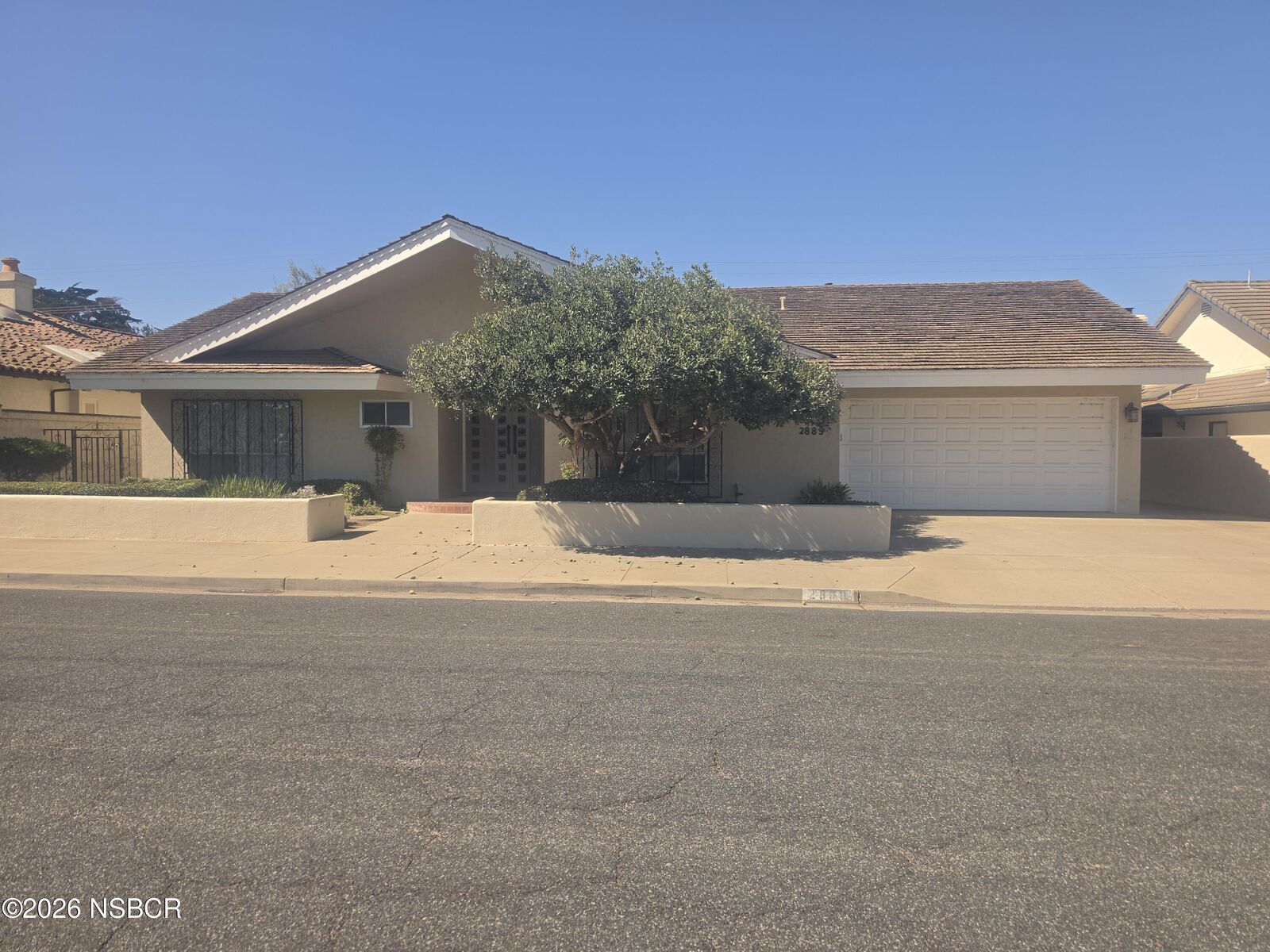 Property Photo:  2889 Lorencita Drive  CA 93455 