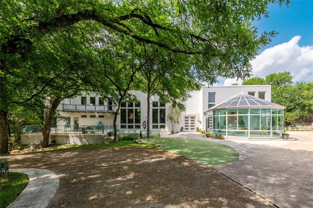 Property Photo:  4605 E Parker Road  TX 75002 