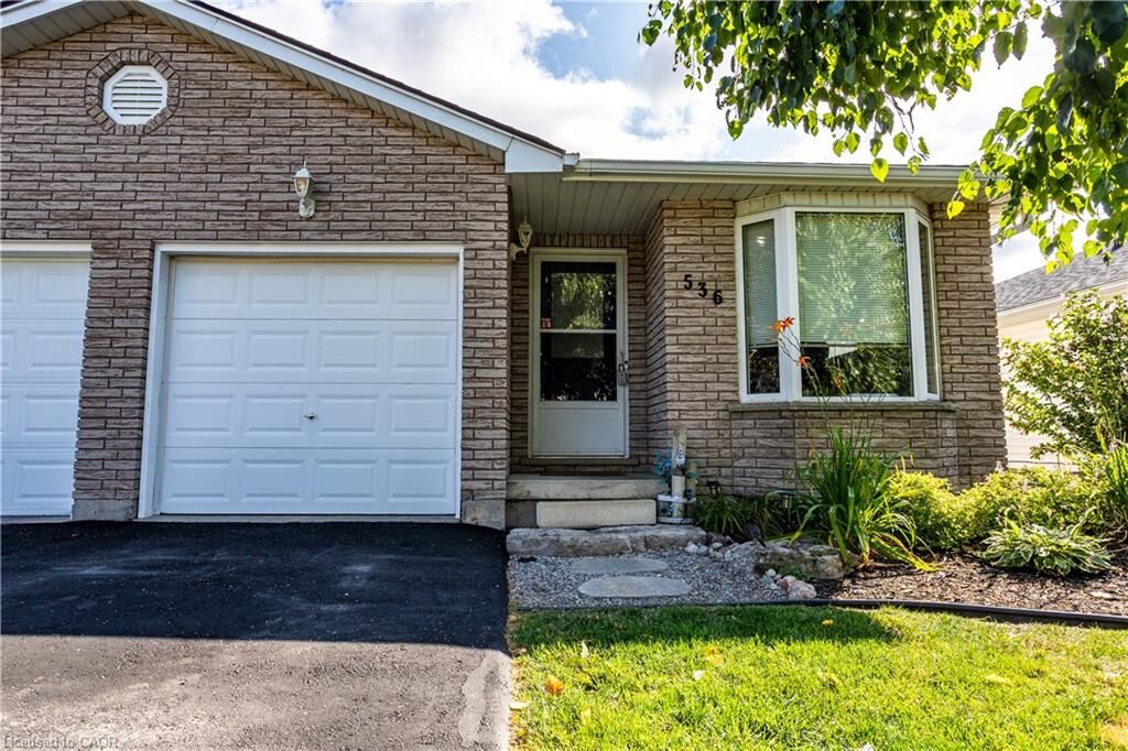 Property Photo:  536 St Andrew Street  ON N0A 1N0 
