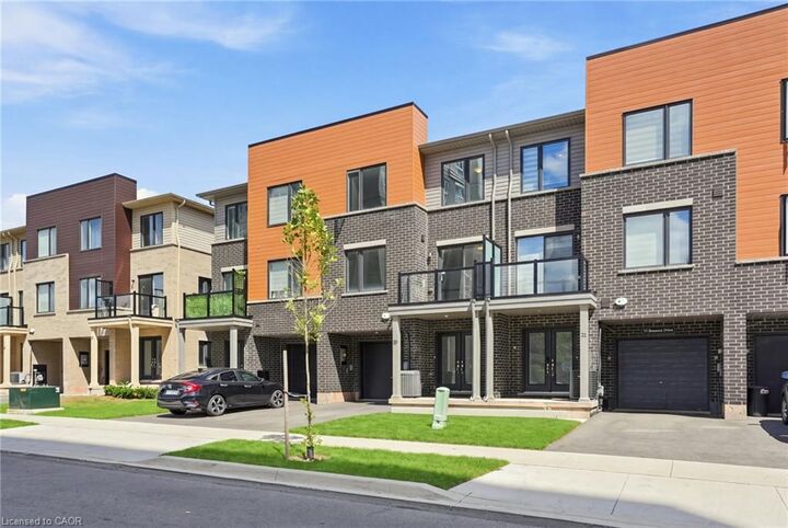 Property Photo:  19 Roxanne Drive 119  ON L8H 0B6 