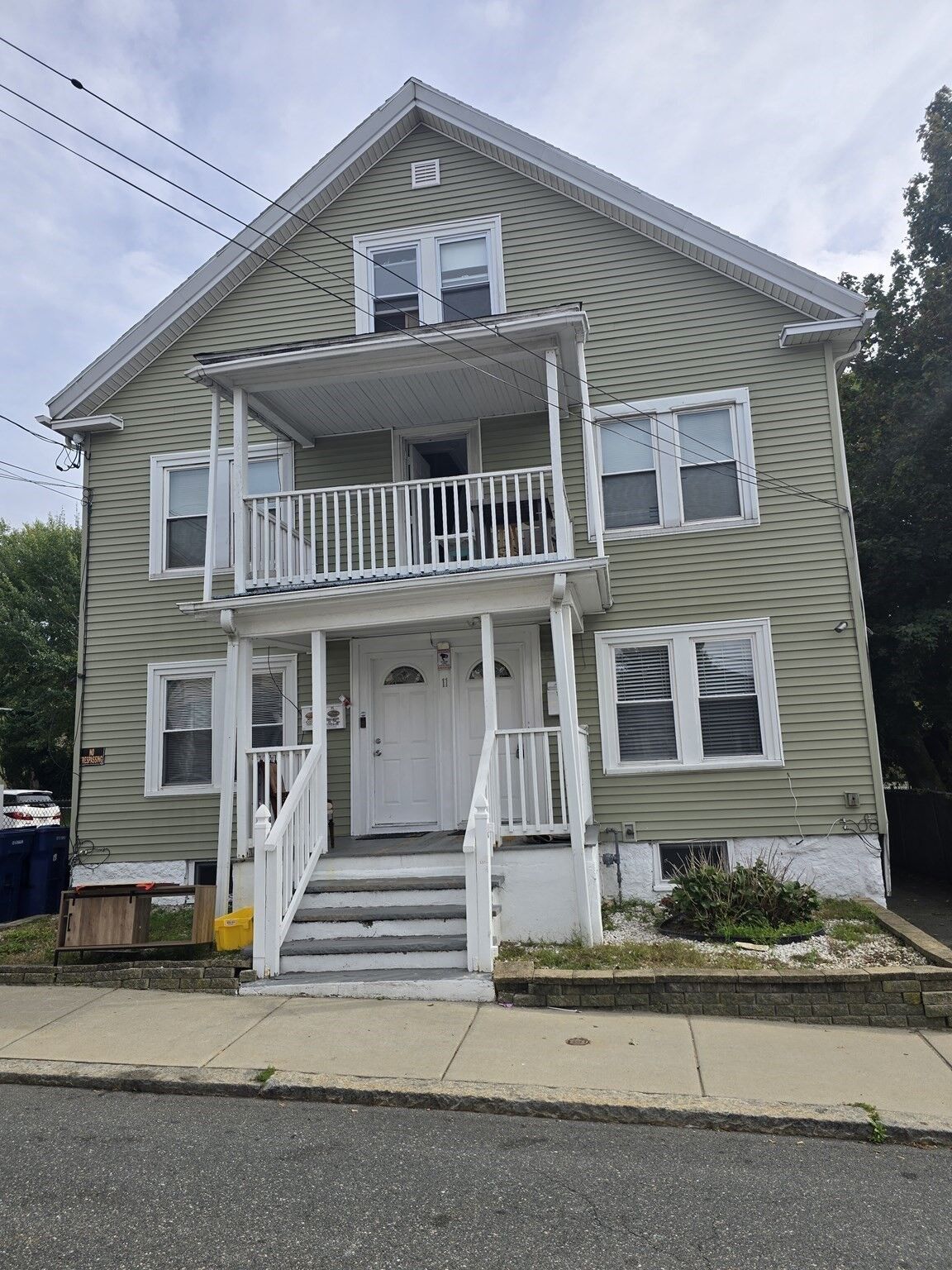 Property Photo:  11 Ropes St 1  MA 01970 
