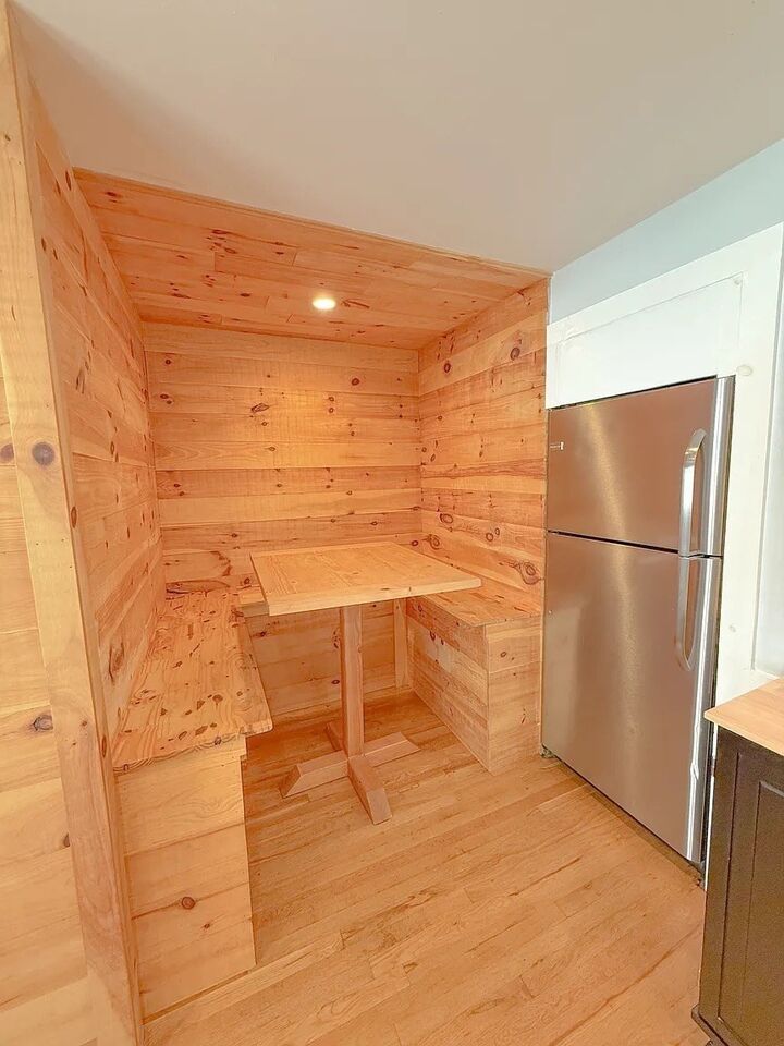 Property Photo:  23 Leonard Rd Weymouth 23  MA 02191 