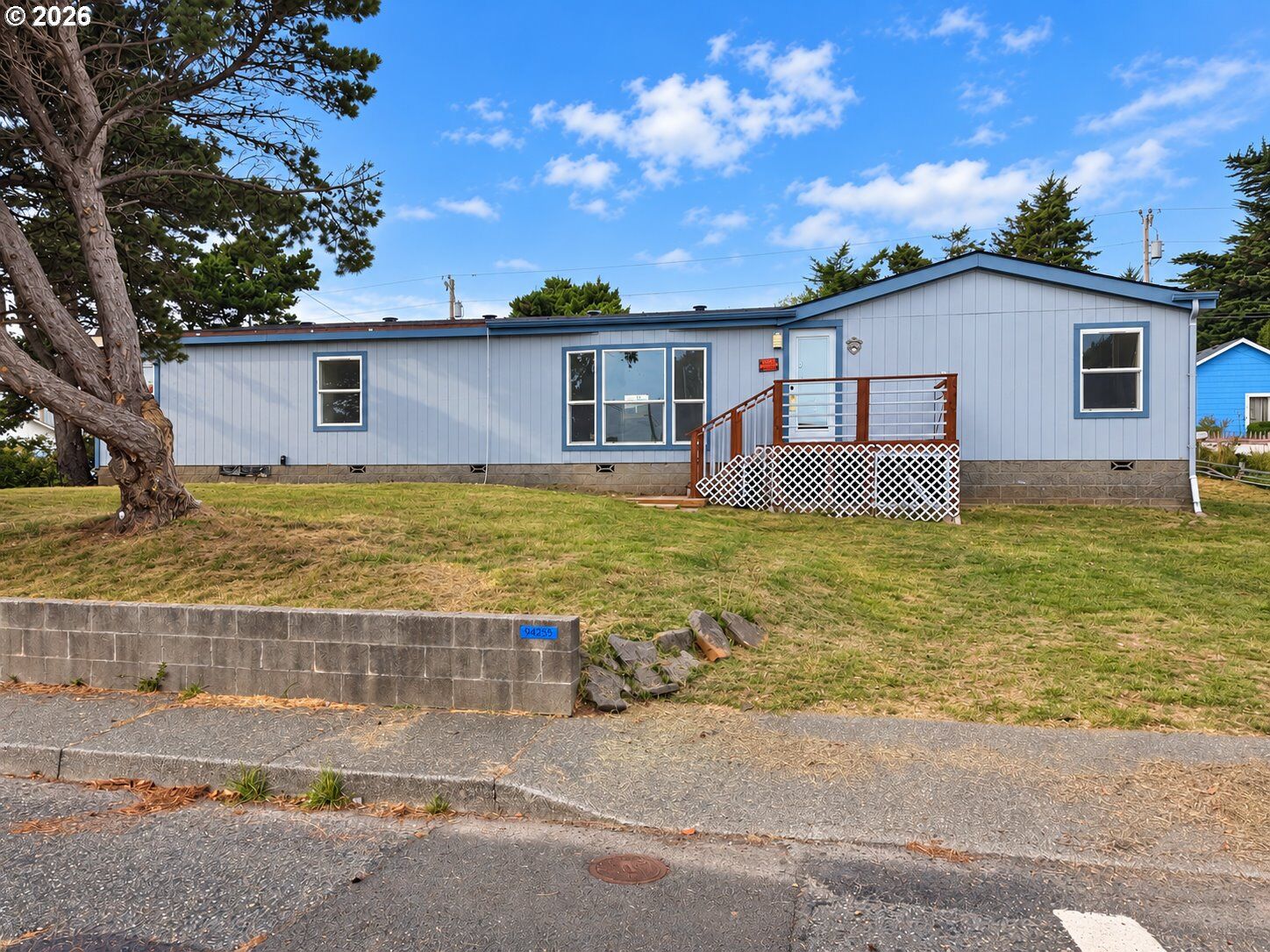 Property Photo: 94255 4th St OR 97444