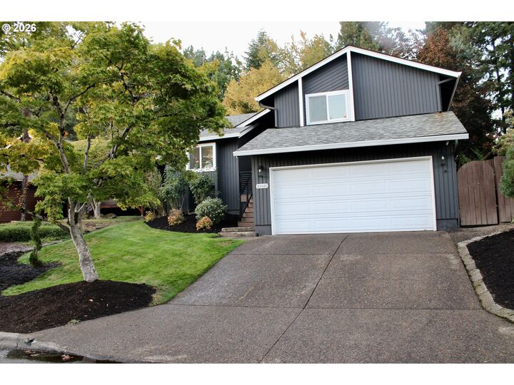 Property Photo:  10045 SW Serena Way  OR 97224 