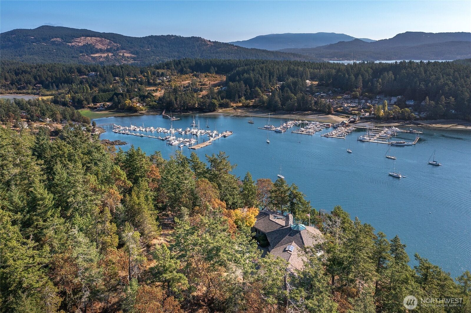 Property Photo:  573  Harborview Lane  WA 98243 