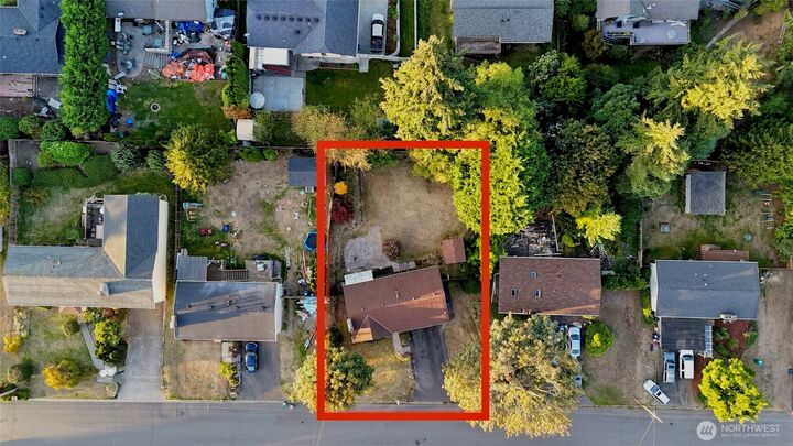 Property Photo: 2232 SW 307th Street WA 98023