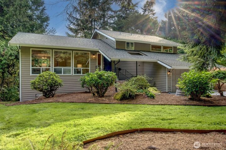 Property Photo:  15724  168th Avenue NE  WA 98072 
