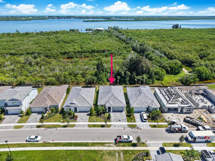 Property Photo:  8442 Pequod Avenue  FL 32967 