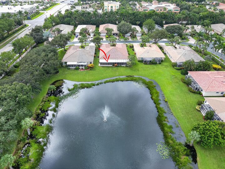 Property Photo: 9818 Crescent View Drive S FL 33437