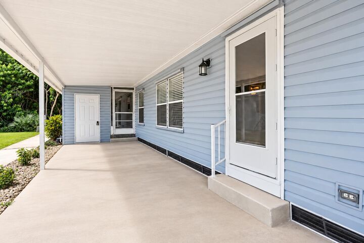 Property Photo:  3225 Columbrina Circle  FL 34952 