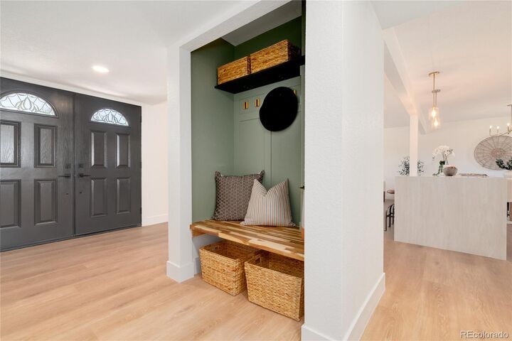 Property Photo: 7326 S Lafayette Circle E CO 80122