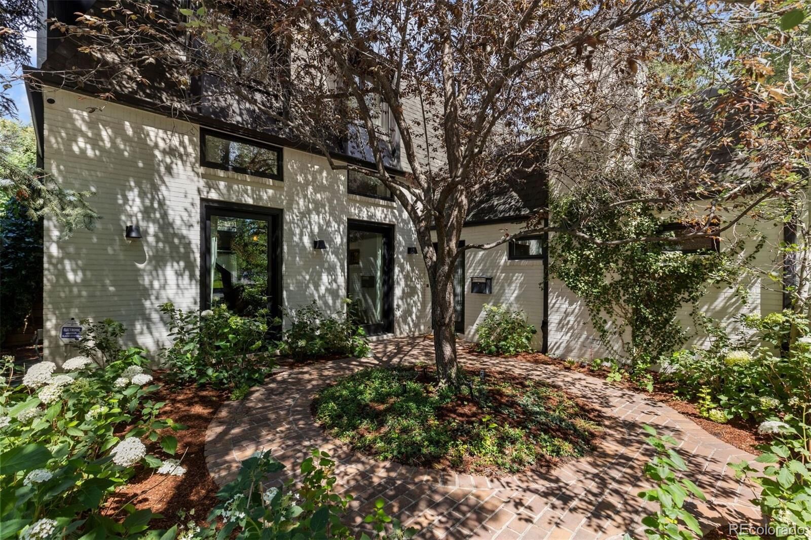 Property Photo: 275 Vine Street CO 80206