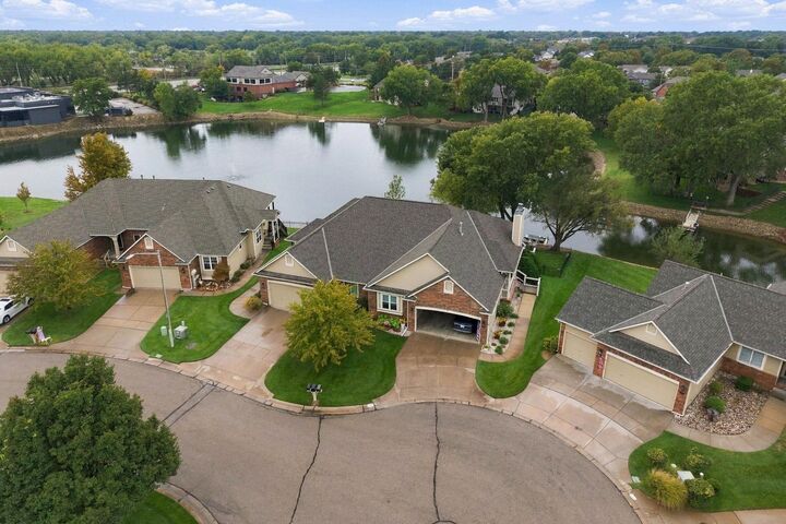 Property Photo: 2301 N Lakeway Ct. KS 67205