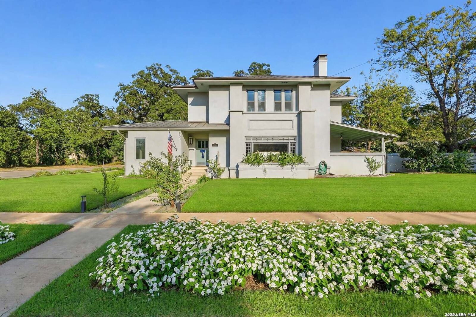 Property Photo:  503 S Austin St  TX 78155 