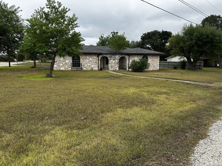 Property Photo:  109 Cibolo Oak Ln  TX 78006 