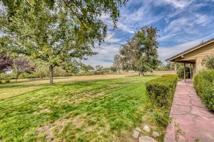 Property Photo:  7505 Lovers Lane  CA 95023 