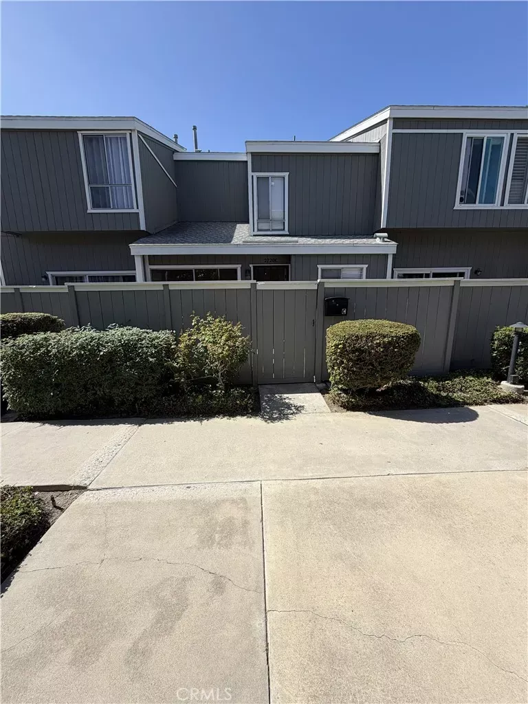 Property Photo:  2720 W Segerstrom C  CA 92704 