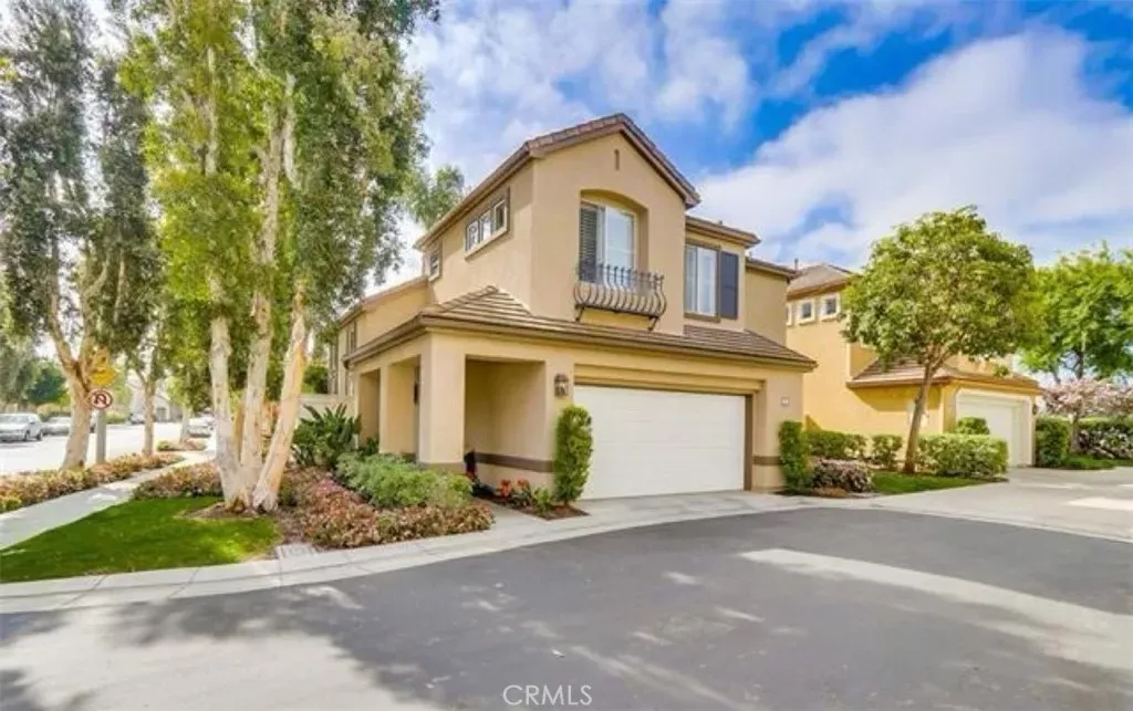 Property Photo:  24 Del Trevi  CA 92606 