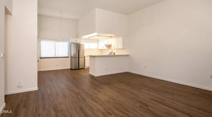 Property Photo: 929 S Marengo Avenue 3 CA 91106