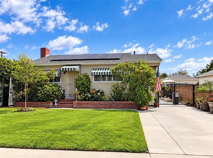 Property Photo: 5618 Adele CA 90601