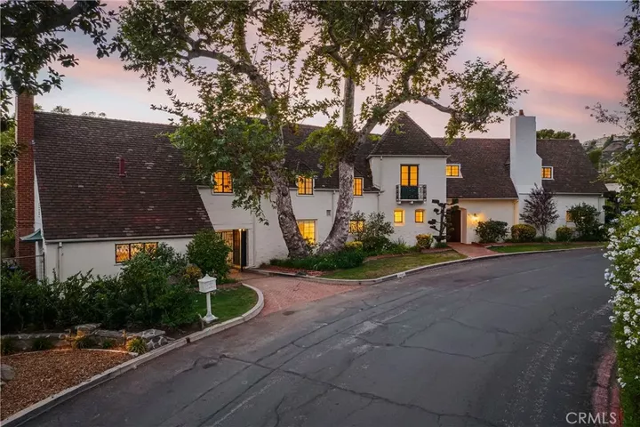 Property Photo:  1463 Melwood Drive  CA 91207 