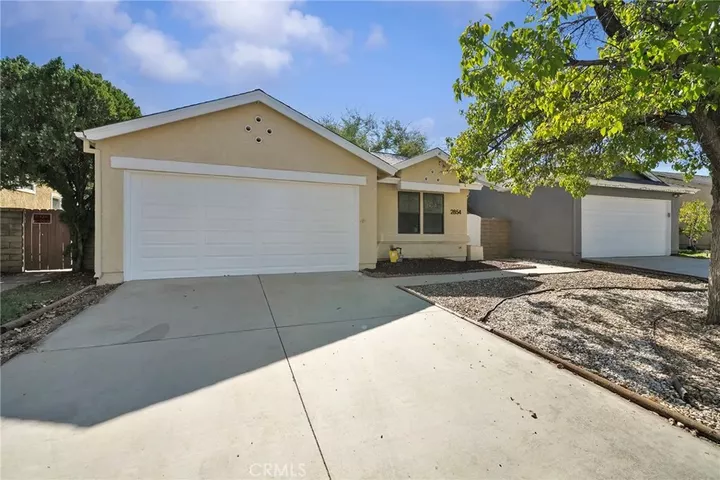Property Photo:  2854 Nandina  CA 93550 