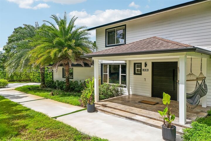 Property Photo:  18301 SW 50th St  FL 33331 
