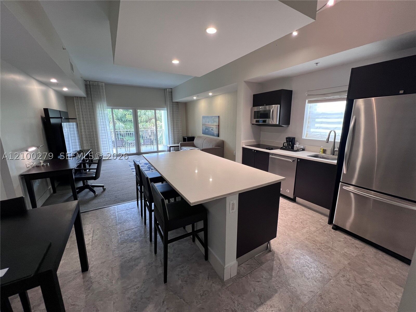 Property Photo: 5300 NW 87th Ave 916 FL 33178