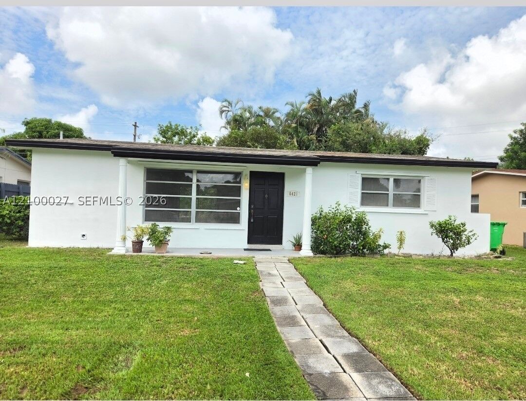 Property Photo:  6421 NW 26th St  FL 33313 