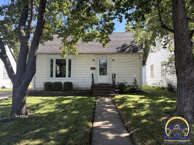 Property Photo:  1030 Lawrence St  KS 66801 