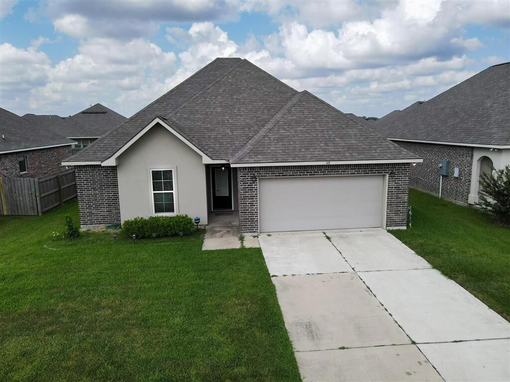 Property Photo:  145 Keaton Court  LA 70665 