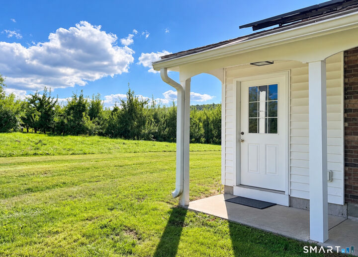 Property Photo:  183 Powder Hill Road  CT 06455 