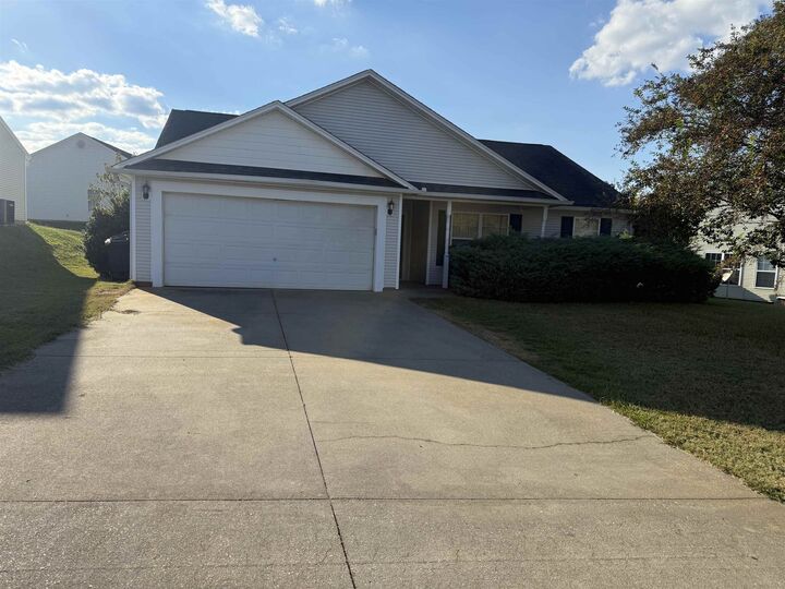 Property Photo:  324 Lockport Way  SC 29301 