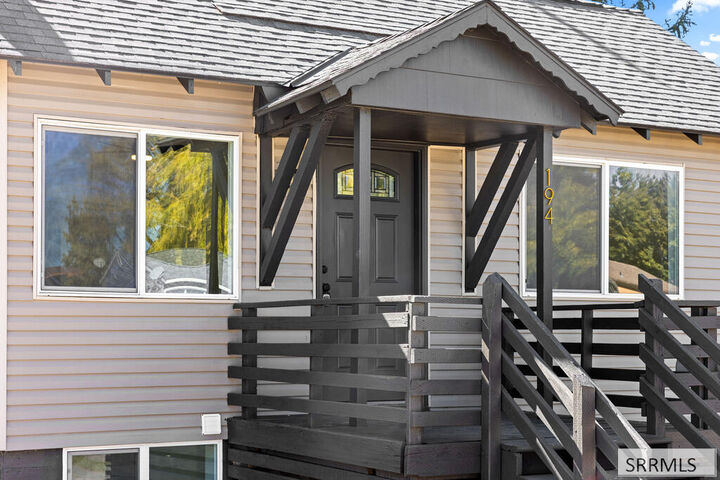 Property Photo:  194 Whittier Street  ID 83402 