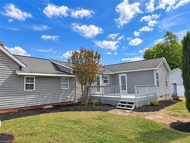 Property Photo: 5328 Stigall Road NC 27284