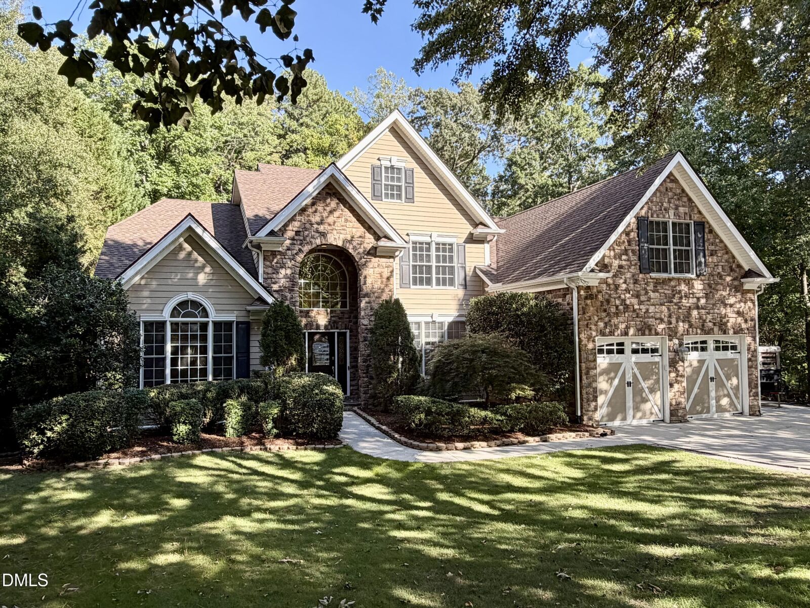 Property Photo:  8208 Last Oak Court  NC 27613 