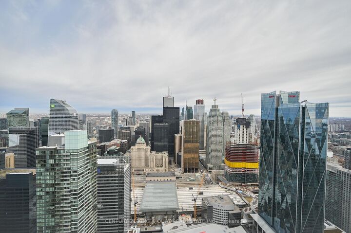 Photo de la propriété: 88 Harbour Street 6802 ON M5J 0C3