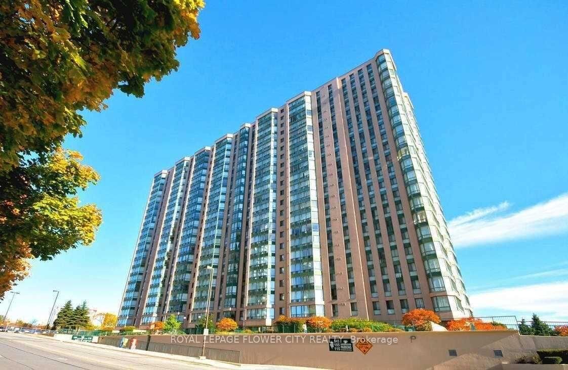 Property Photo: 115 Hillcrest Avenue 1709 ON L5B 3Y9